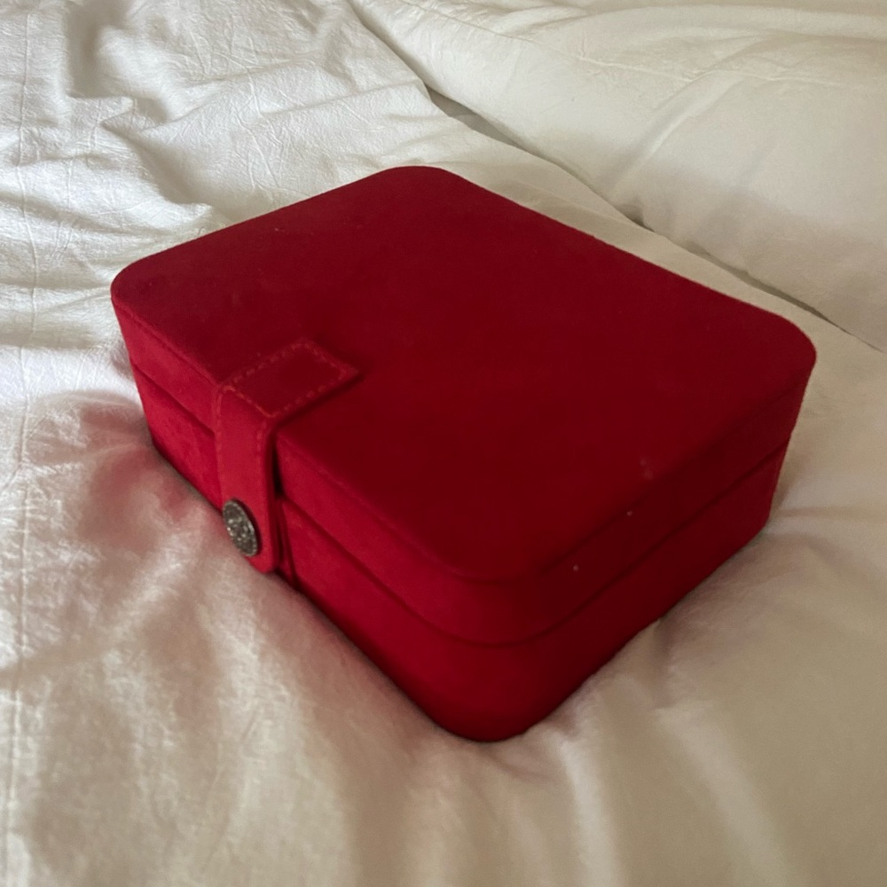 Mele and Co Giana Flocked Travel Jewelry Box